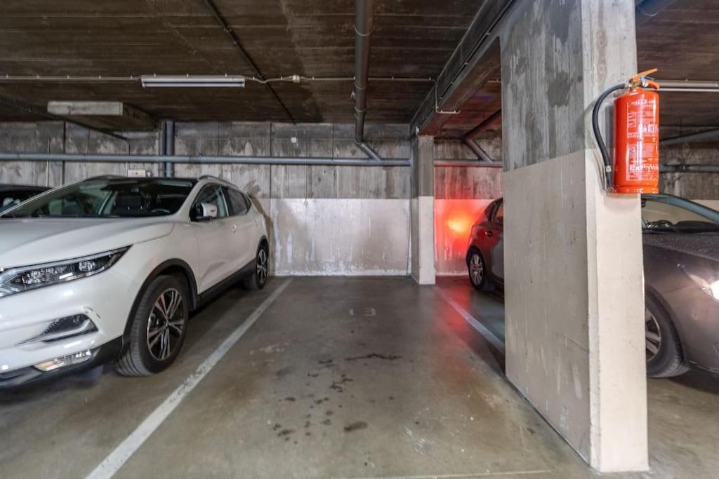 Апартаменты Boavista Deluxe With Private Parking Порту Экстерьер фото